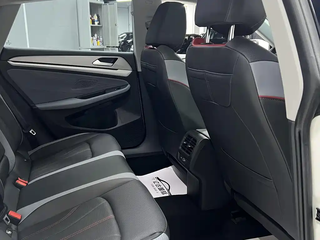 Volkswagen Lamando 2022 Lamando L 280TSI DSG Cool Hot Edition