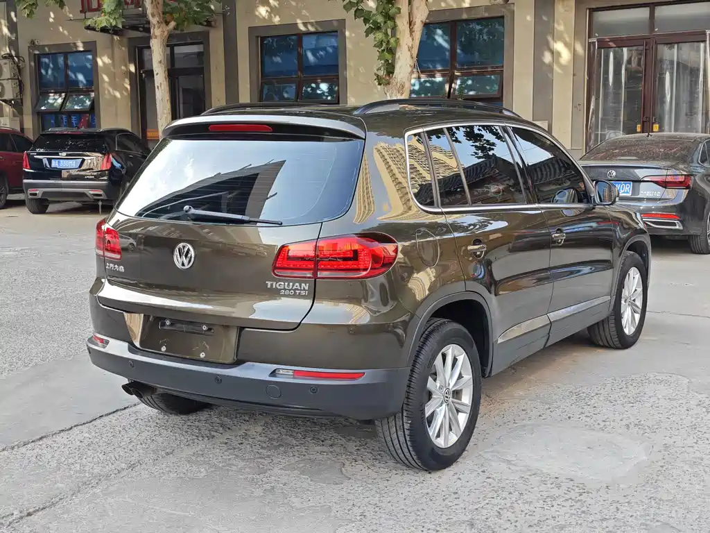 Volkswagen Tiguan — миниатюра 9