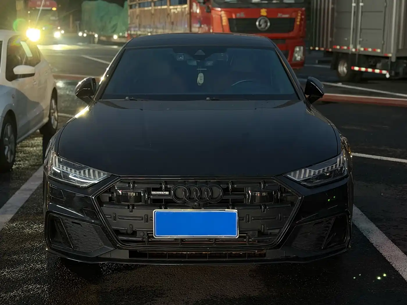 奥迪A7L 2023款 45 TFSI quattro S-line 黑武士版 2023