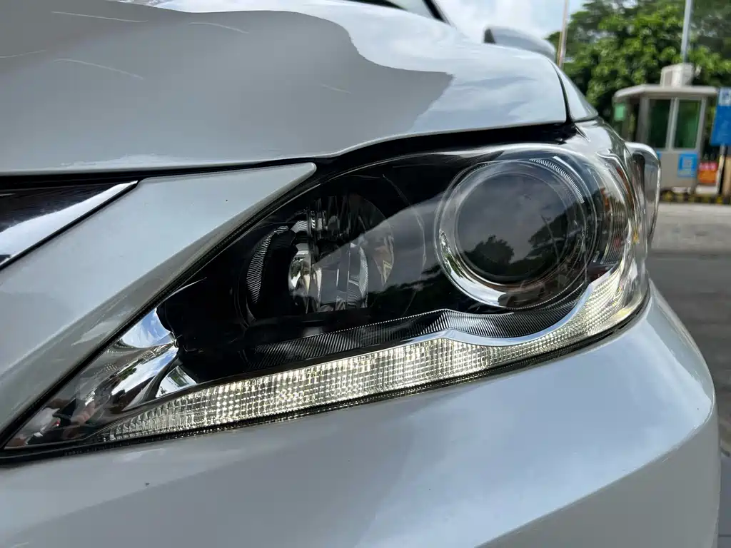 Lexus CT — миниатюра 14