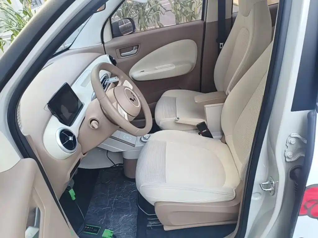Wuling MINIEV — миниатюра 15