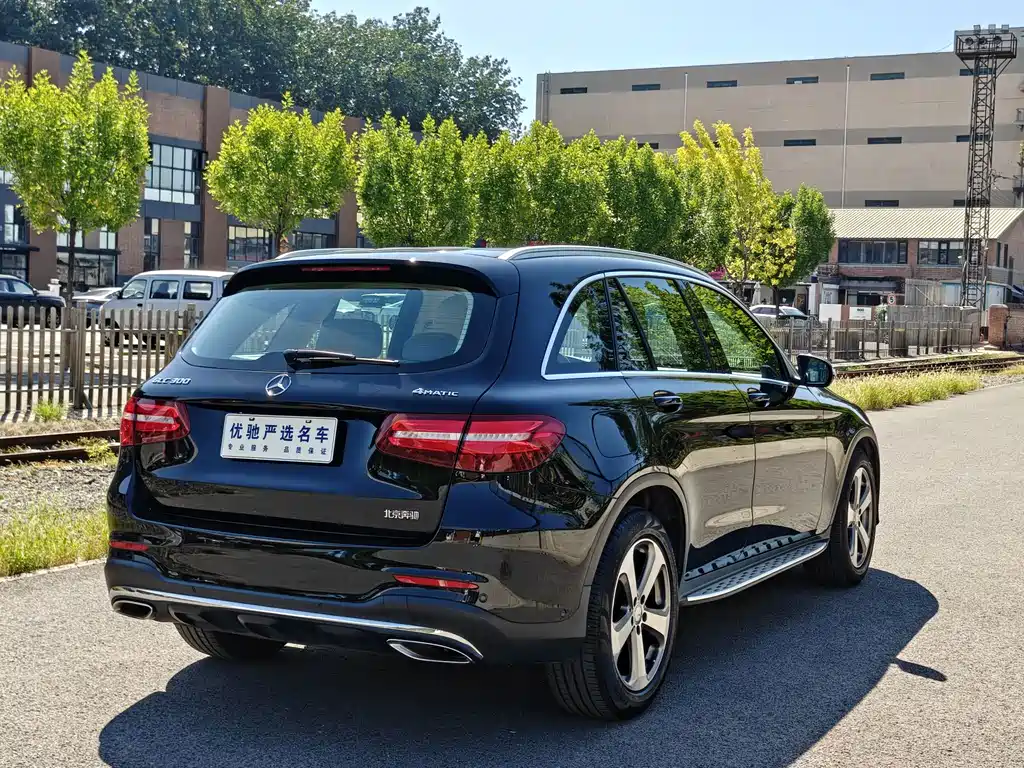 Mercedes-Benz GLC — миниатюра 9