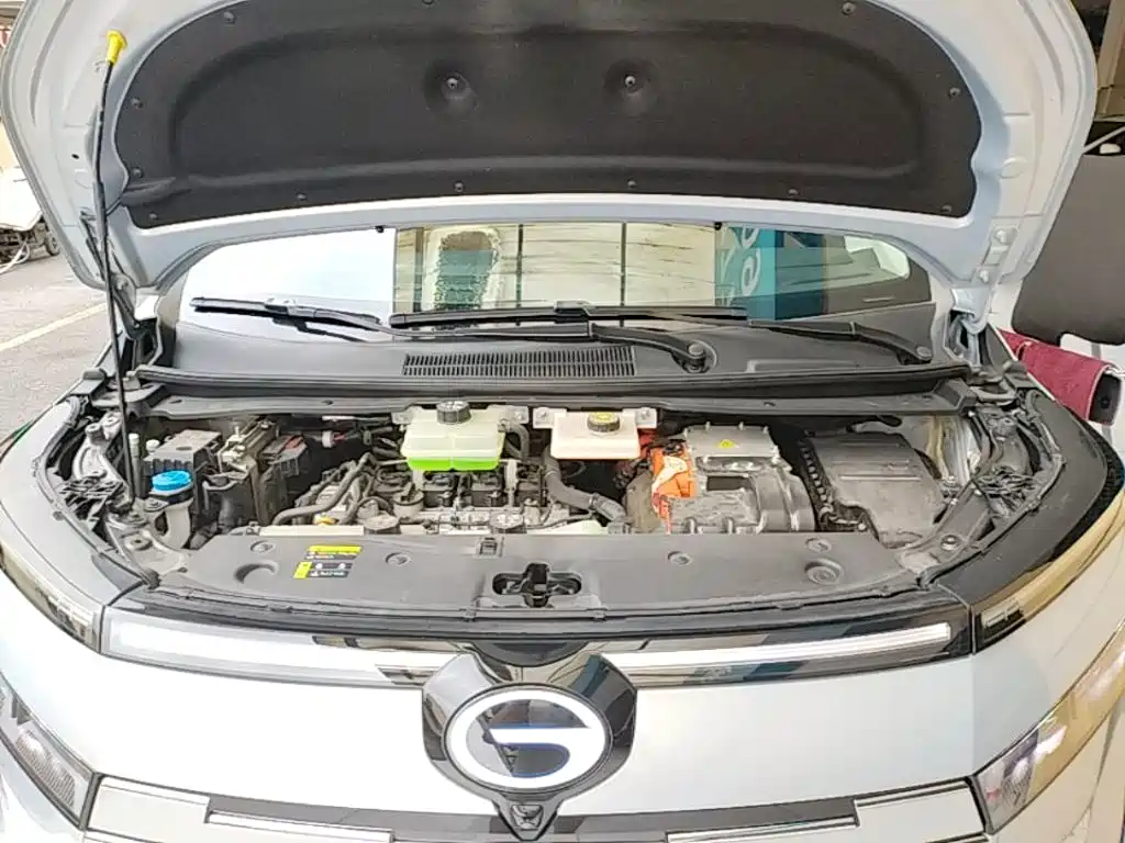 GAC Motor Trumpchi E8 PHEV — миниатюра 19