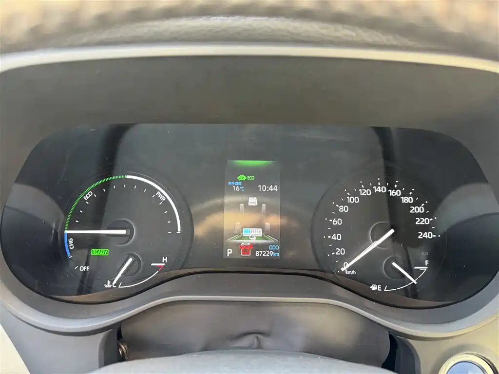 Toyota Granvia — миниатюра 11