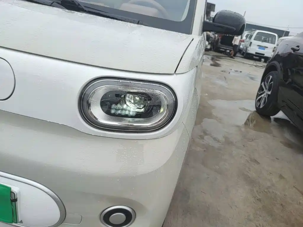 Wuling MINIEV — миниатюра 24