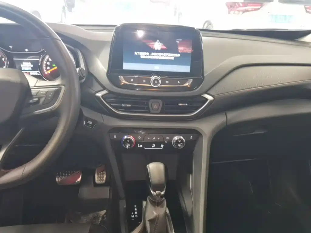 Chevrolet Volando — миниатюра 13