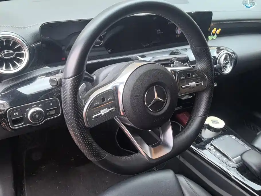 Mercedes-Benz A-Class — миниатюра 15