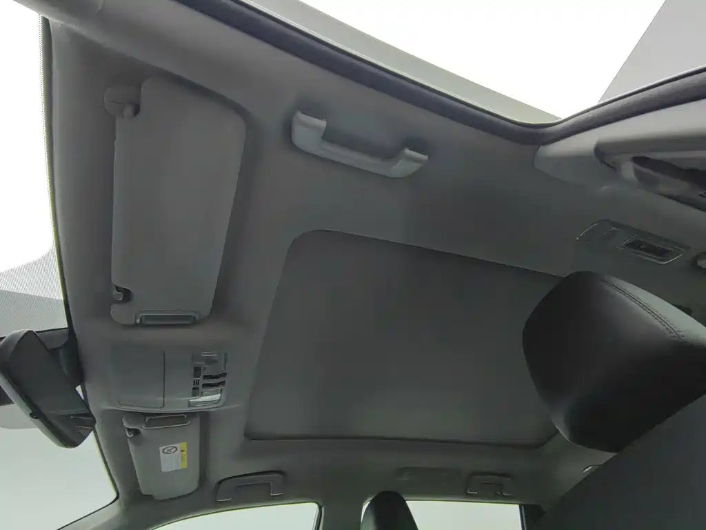 Toyota Highlander — миниатюра 14