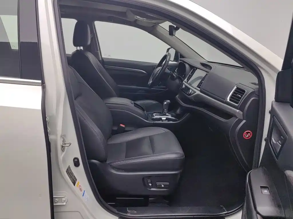 Toyota Highlander — миниатюра 23