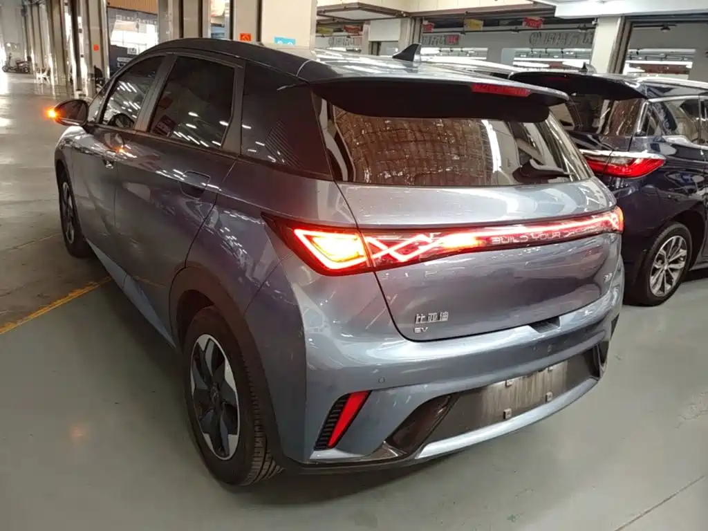 BYD Dolphin — миниатюра 5