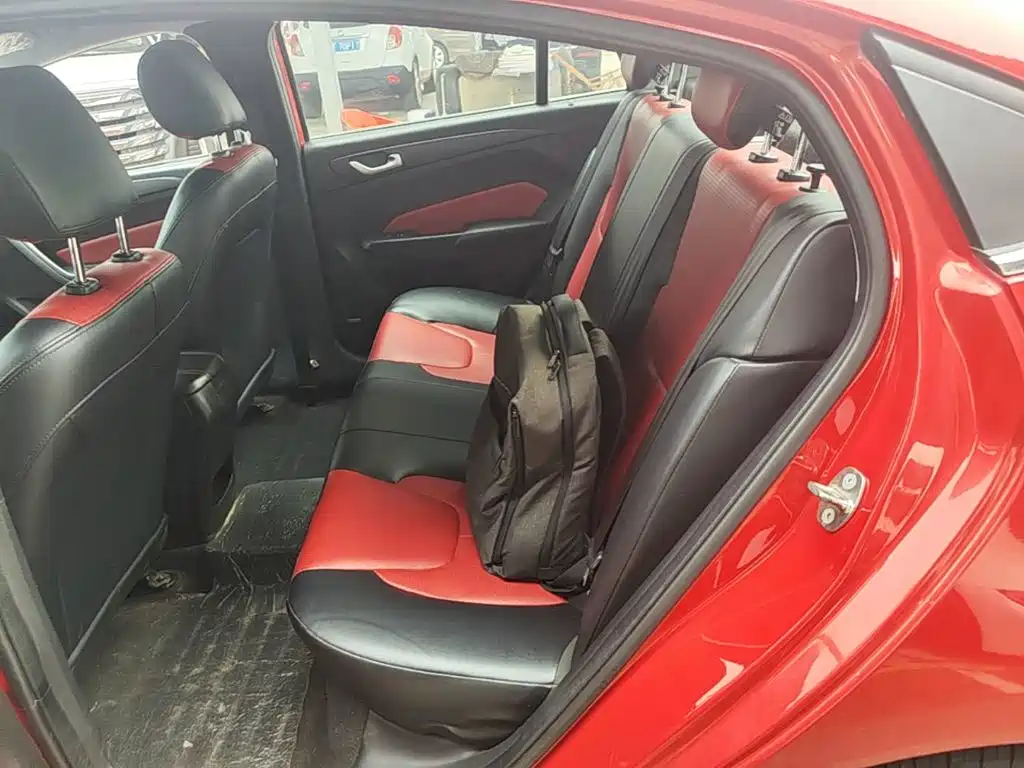 Chery Arrizo 5 — миниатюра 17
