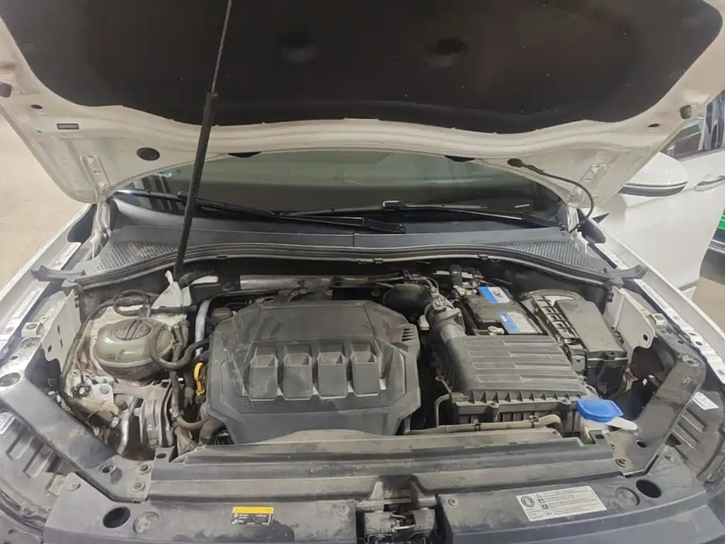 Volkswagen Tiguan L — миниатюра 22