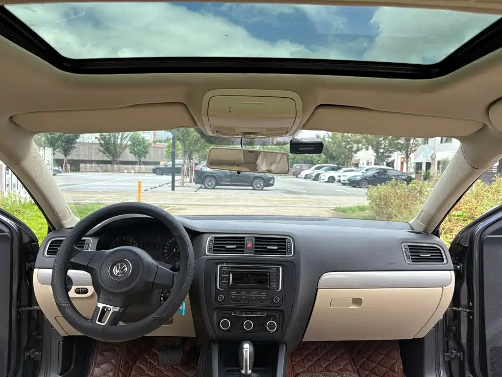 Volkswagen Sagitar — миниатюра 5