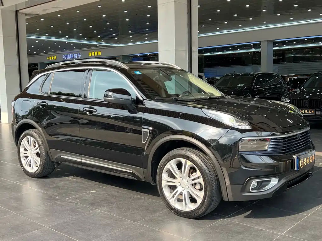 Lynk & Co 01 — миниатюра 3