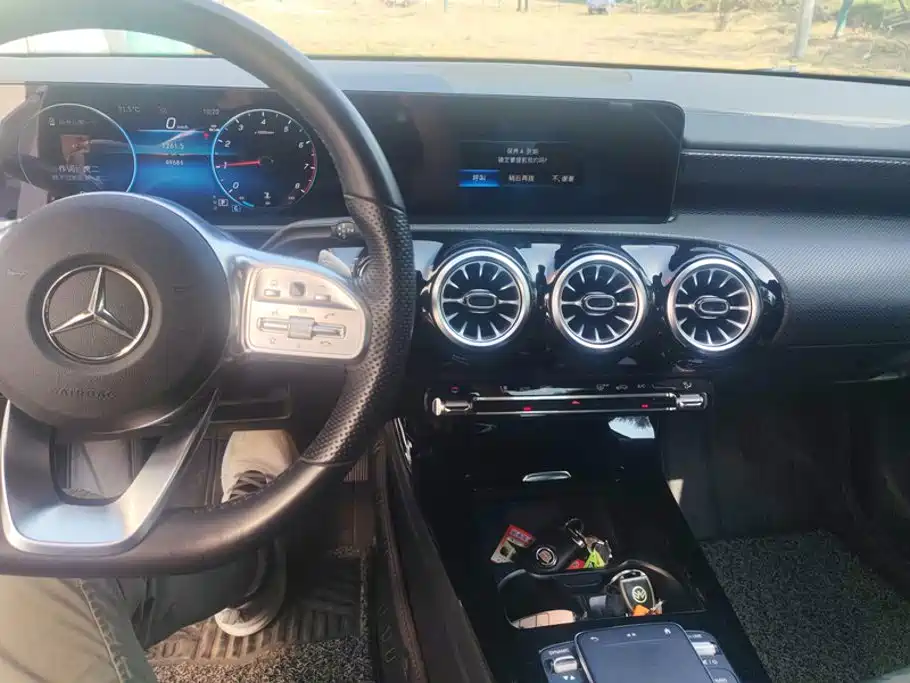 Mercedes-Benz A-Class — миниатюра 12