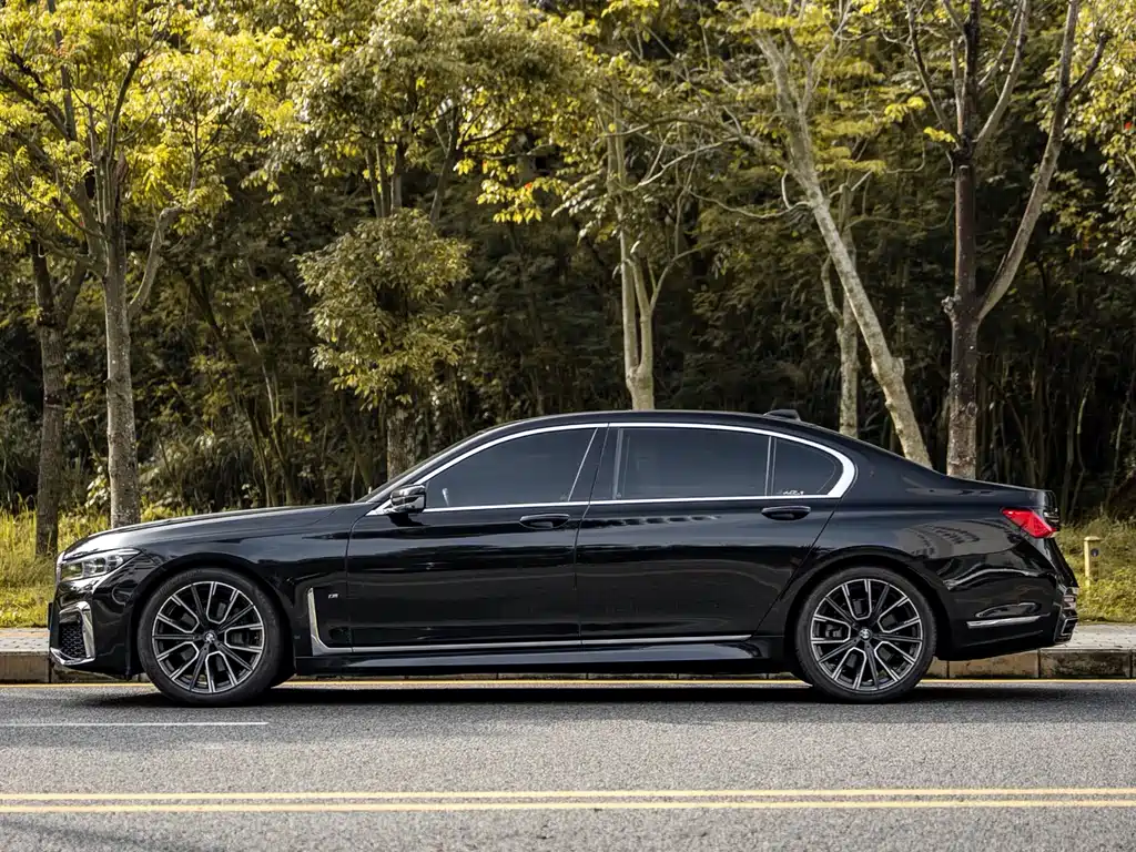BMW 7 Series 7 2019 740Li Premium M Sport