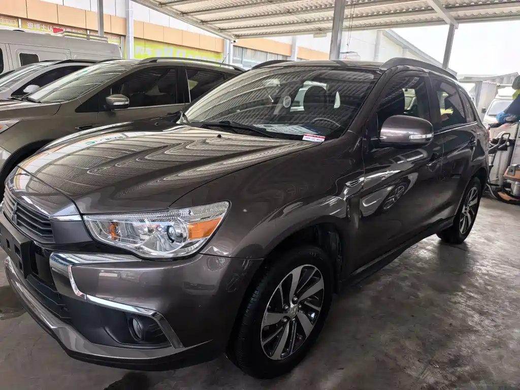 Mitsubishi ASX — миниатюра 5