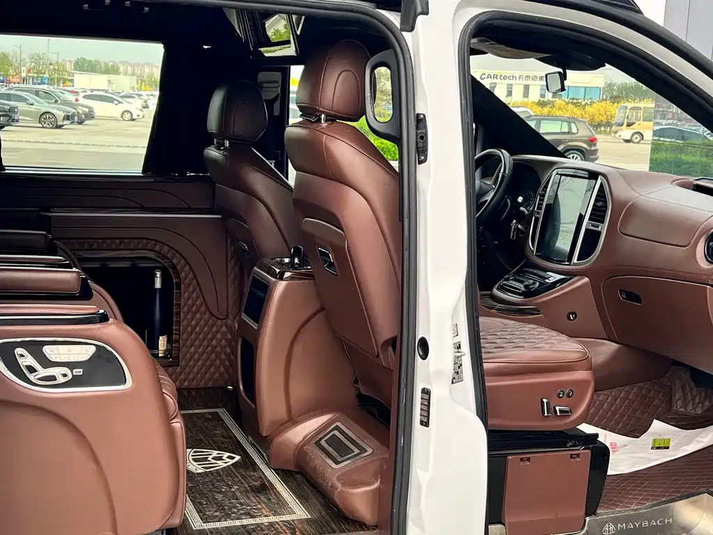 Mercedes-Benz Vito 2018 2.0T Elite 7 мест VI