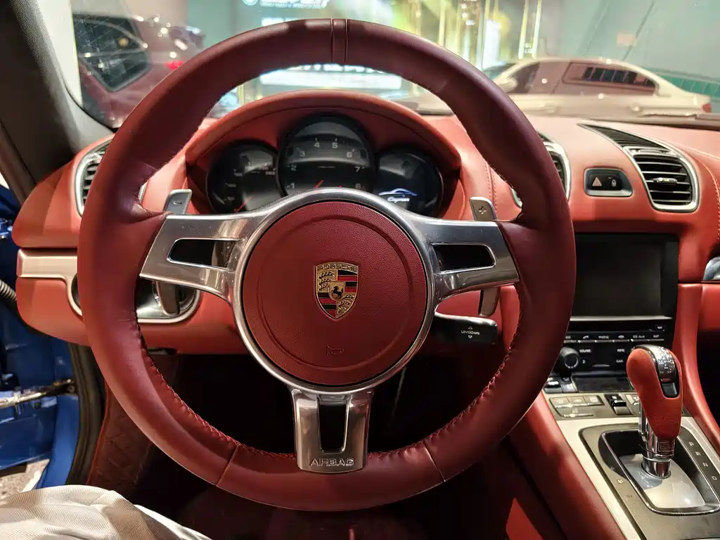 Porsche Cayman — миниатюра 5
