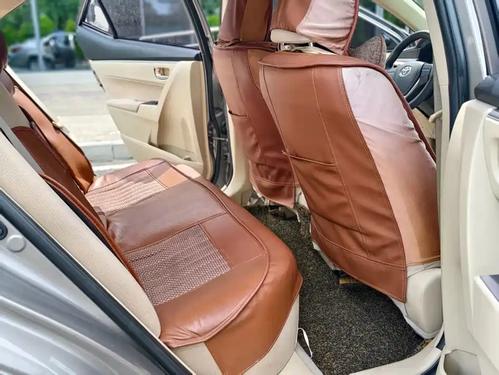 Toyota Corolla — миниатюра 13