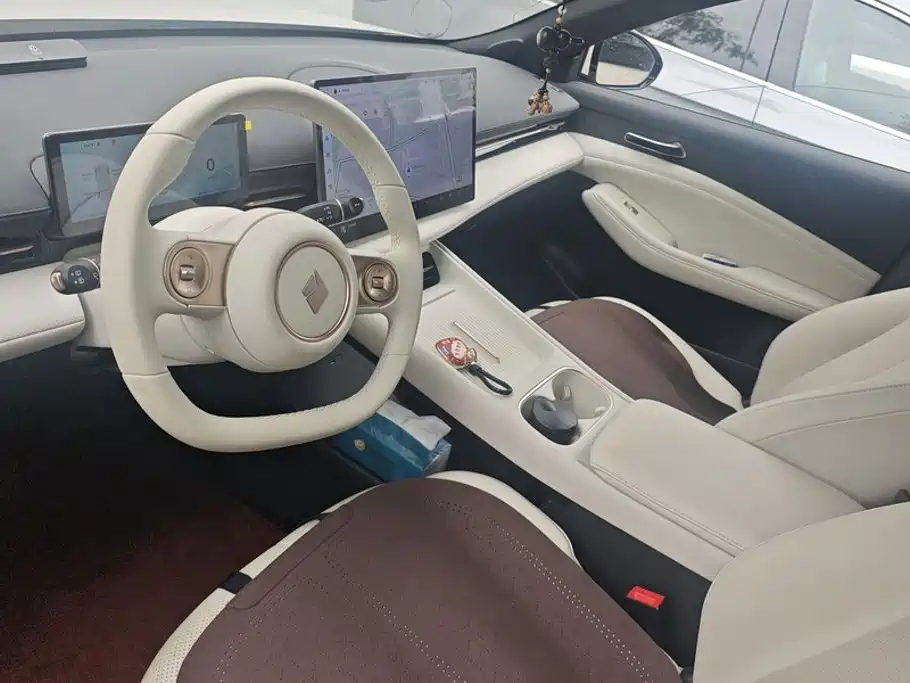 Baojun Yunhai — миниатюра 12
