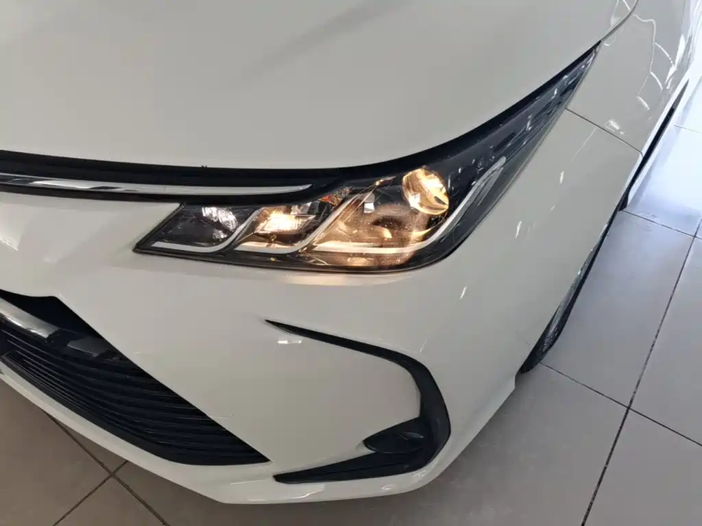 Toyota Corolla — миниатюра 24