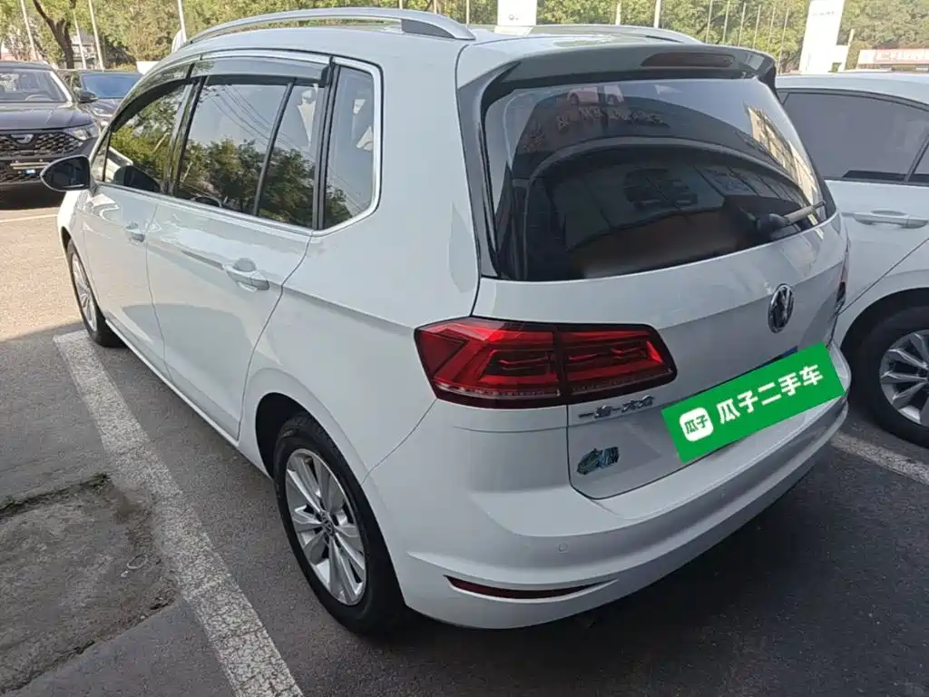 Volkswagen Golf Sportsvan — миниатюра 5