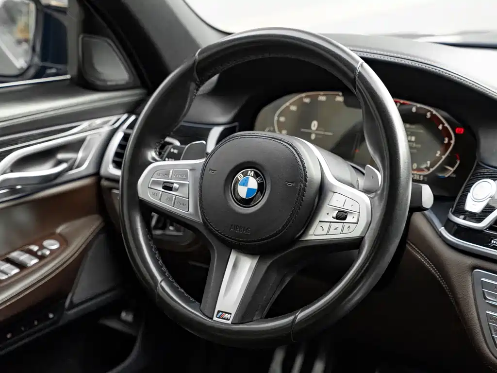 BMW 7 Series 7 2019 740Li Premium M Sport