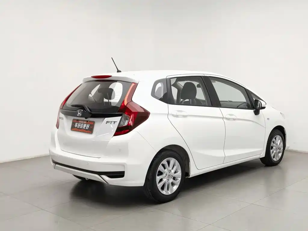 Honda Fit — миниатюра 2