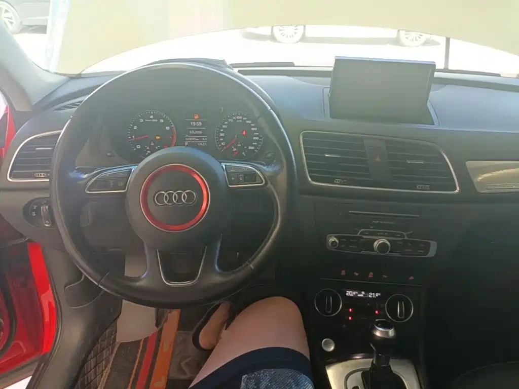 Audi Q3 — миниатюра 10