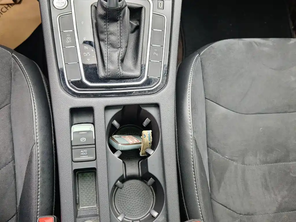 Volkswagen FAW - Passat CC CC 2021 330TSI