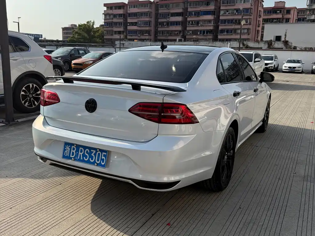 Volkswagen Lamando — миниатюра 10