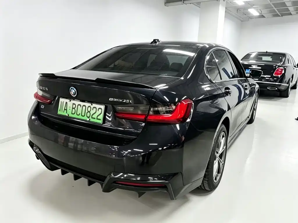 BMW i3 2024 eDrive 35 L