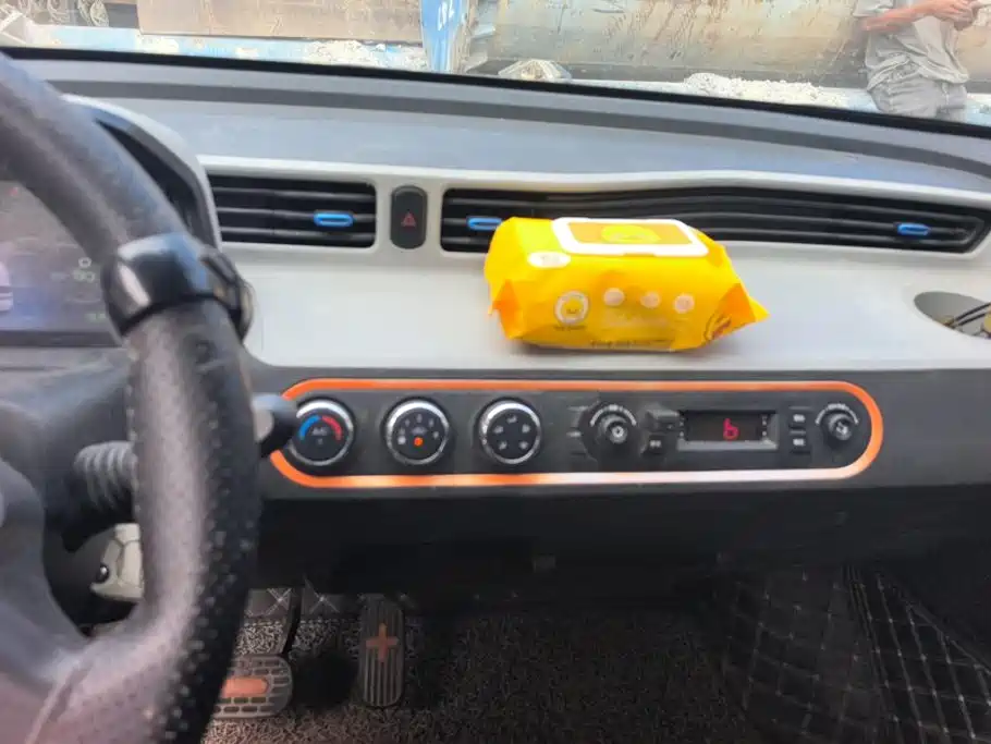 Wuling MINIEV — миниатюра 13