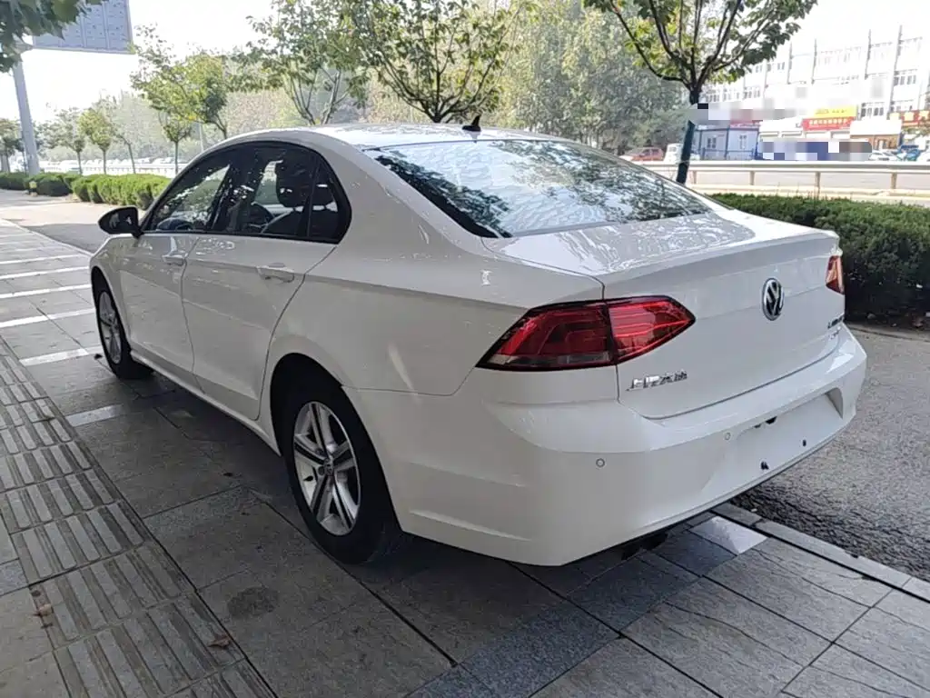 Volkswagen Lamando — миниатюра 5