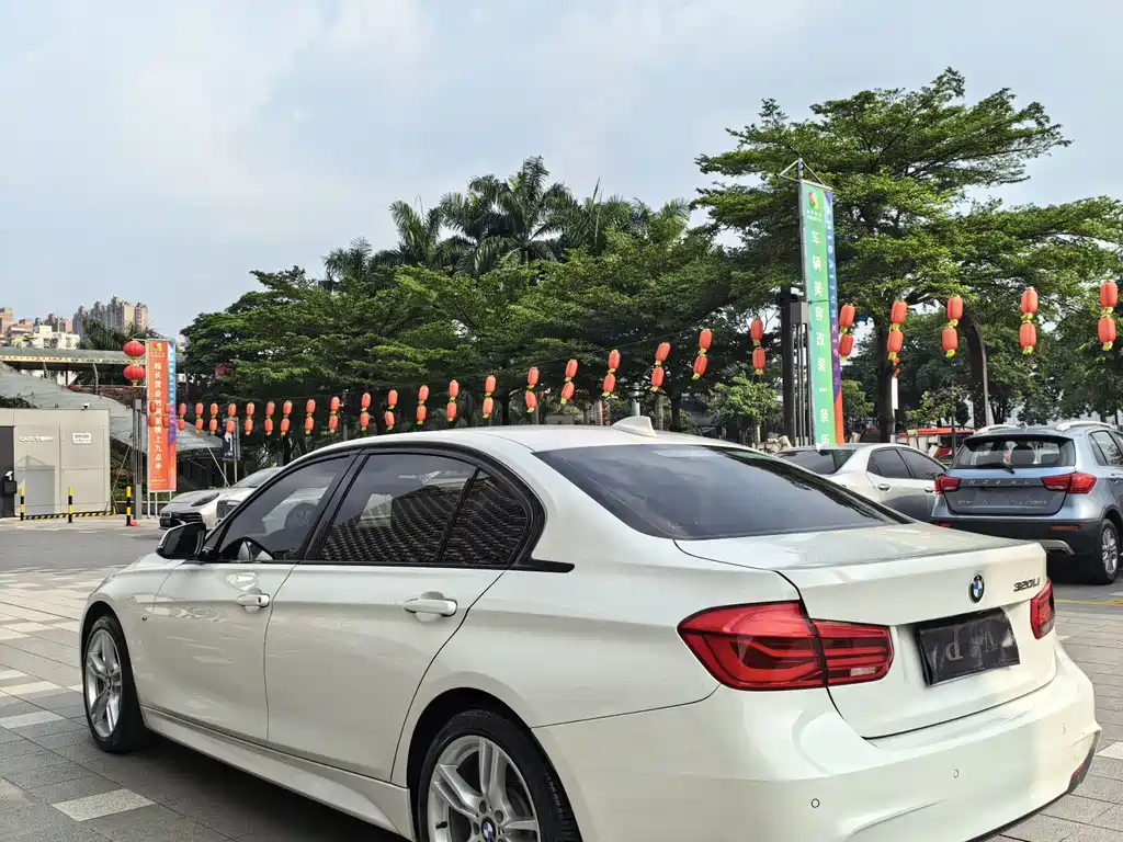 BMW 3 Series — миниатюра 9