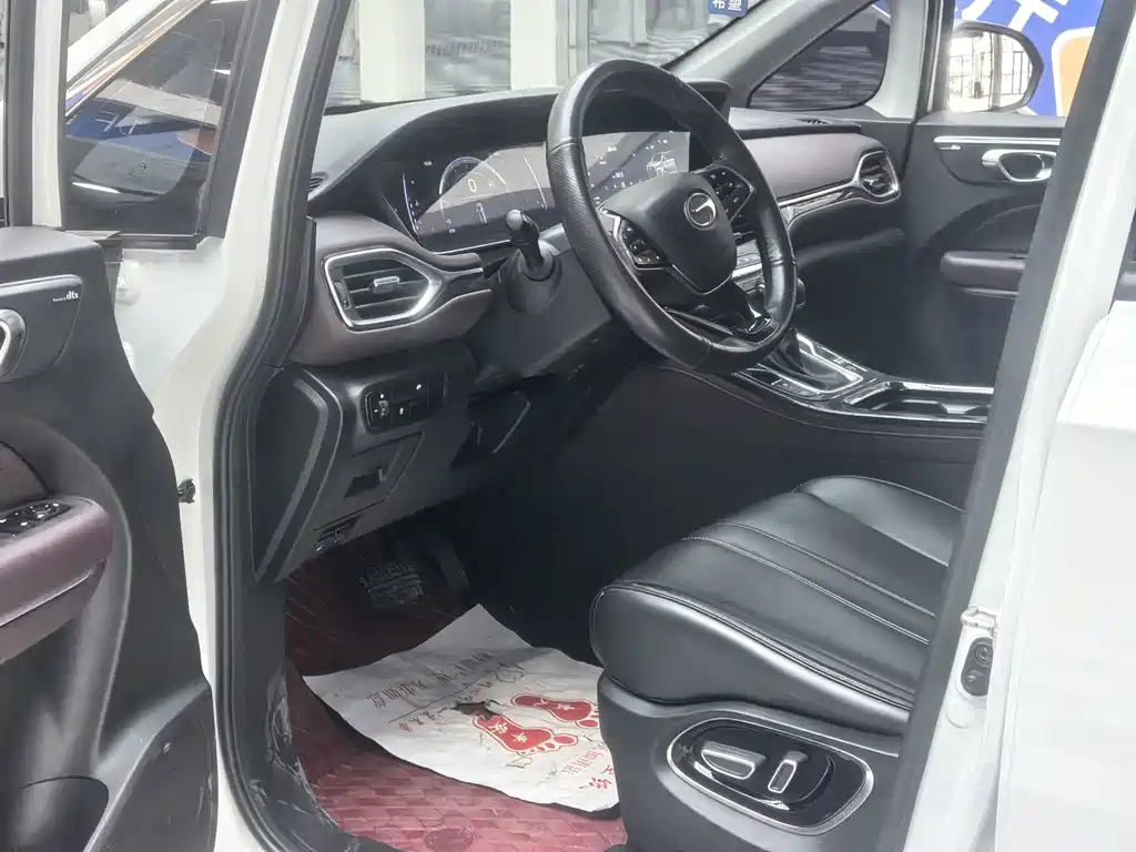 GAC Motor Trumpchi M6 — миниатюра 5