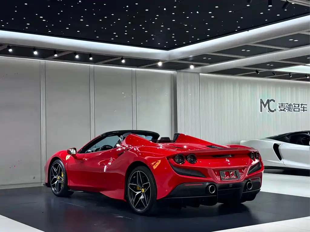 Ferrari F8 2020 Spider 3.9T V8