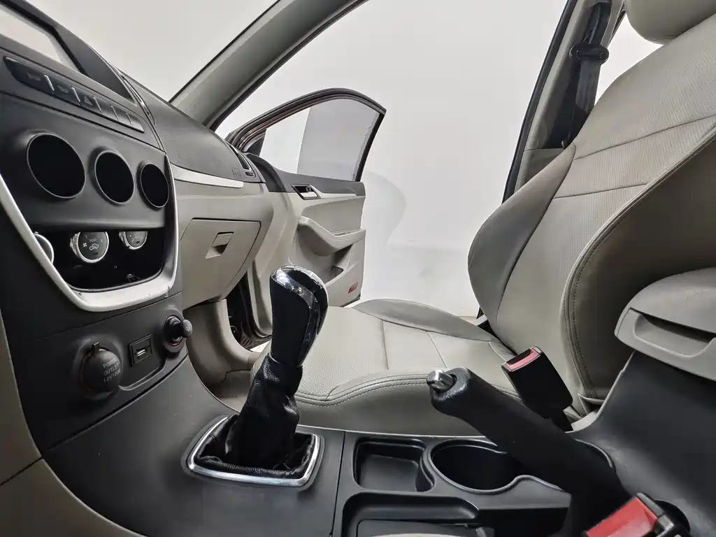 Geely Vision — миниатюра 11