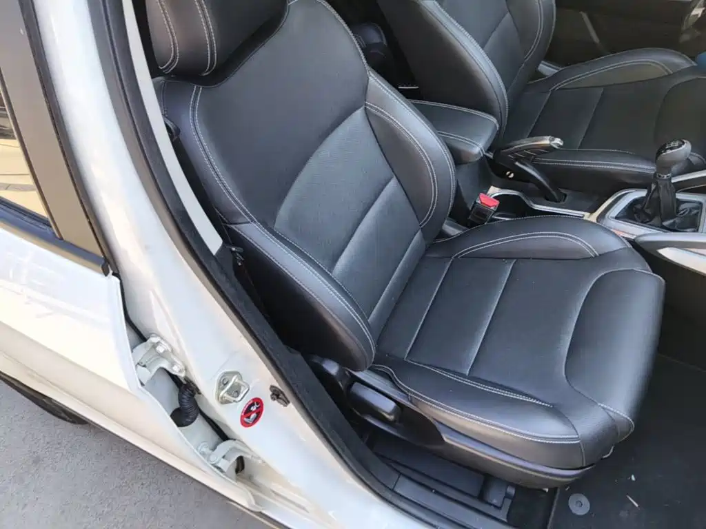 Geely Vision X3 — миниатюра 25