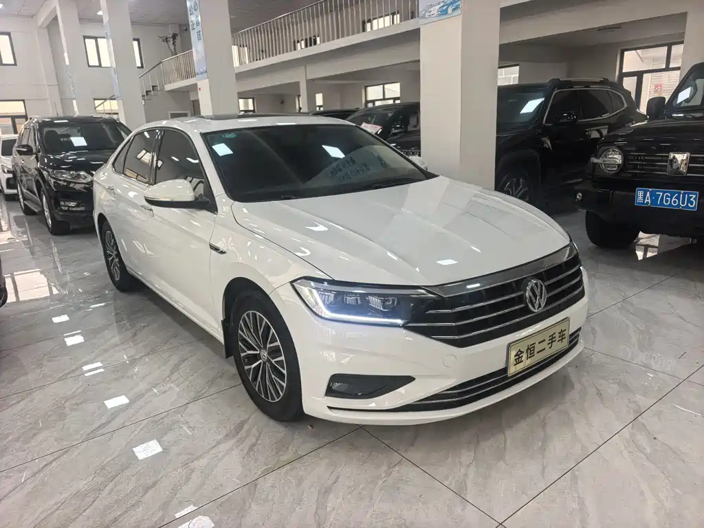 Volkswagen Sagitar 2022 200TSI DSG