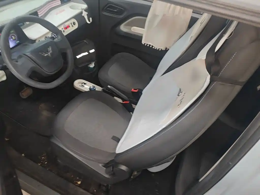 Wuling MINIEV — миниатюра 15