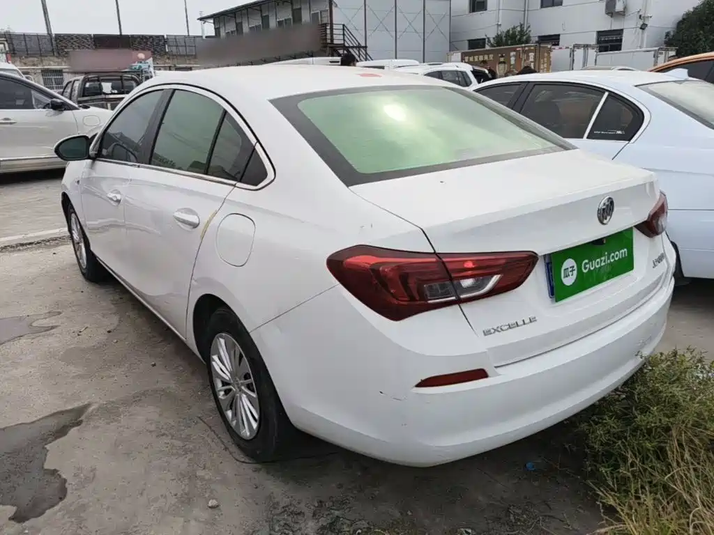 Buick Excelle — миниатюра 5