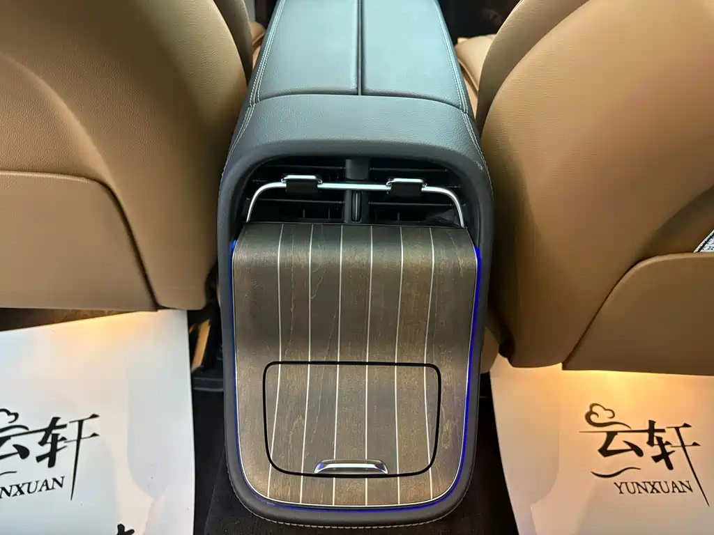 Mercedes-Benz E-Class — миниатюра 22