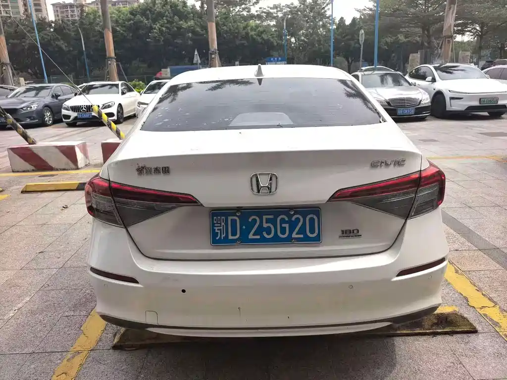 Honda Civic - фото 5