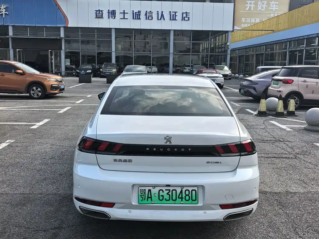 Peugeot 508L PHEV — миниатюра 8