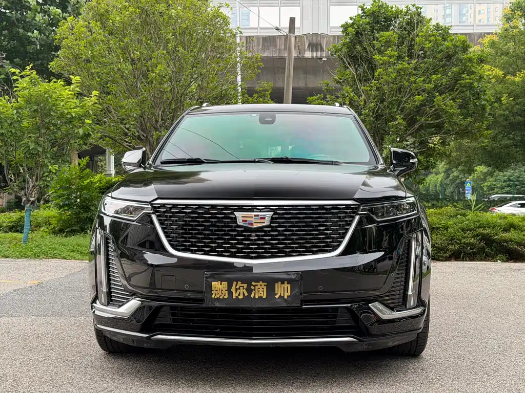Cadillac XT6 2020 28T мест Luxury