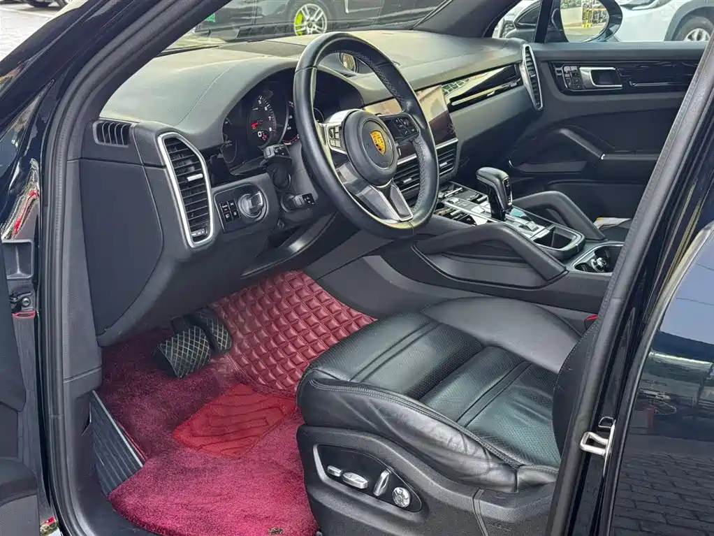 Porsche Cayenne — миниатюра 14