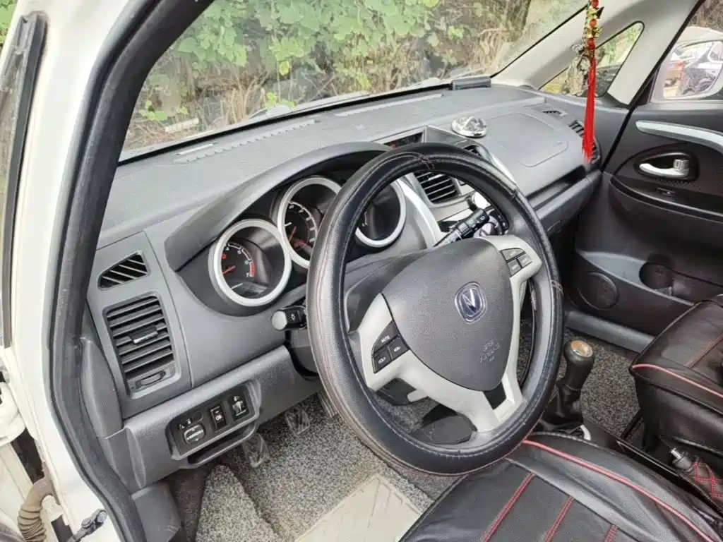 Changan CX20 — миниатюра 10