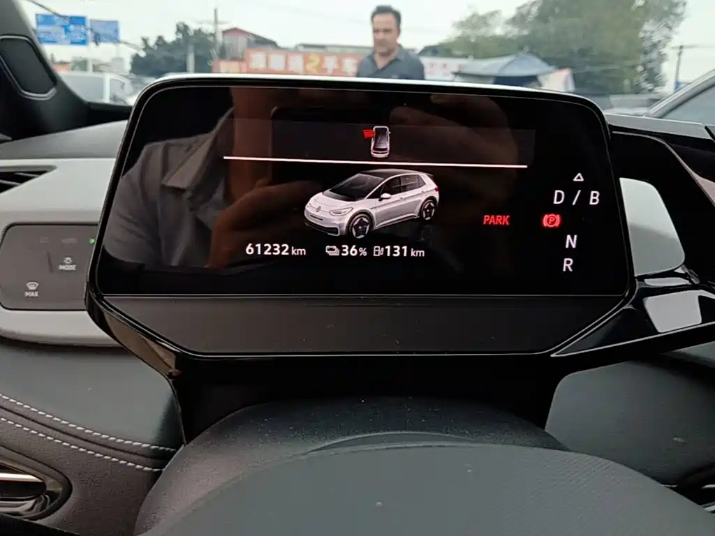 Volkswagen ID.3 — миниатюра 12